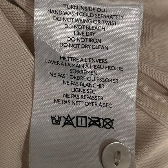 NWT Anthropologie The Gillian Liquid Shine Buttondown Shirt, Size Medium - Picture 6 of 7